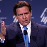 Congreso de Florida sirve en bandeja a DeSantis su plataforma electoral 