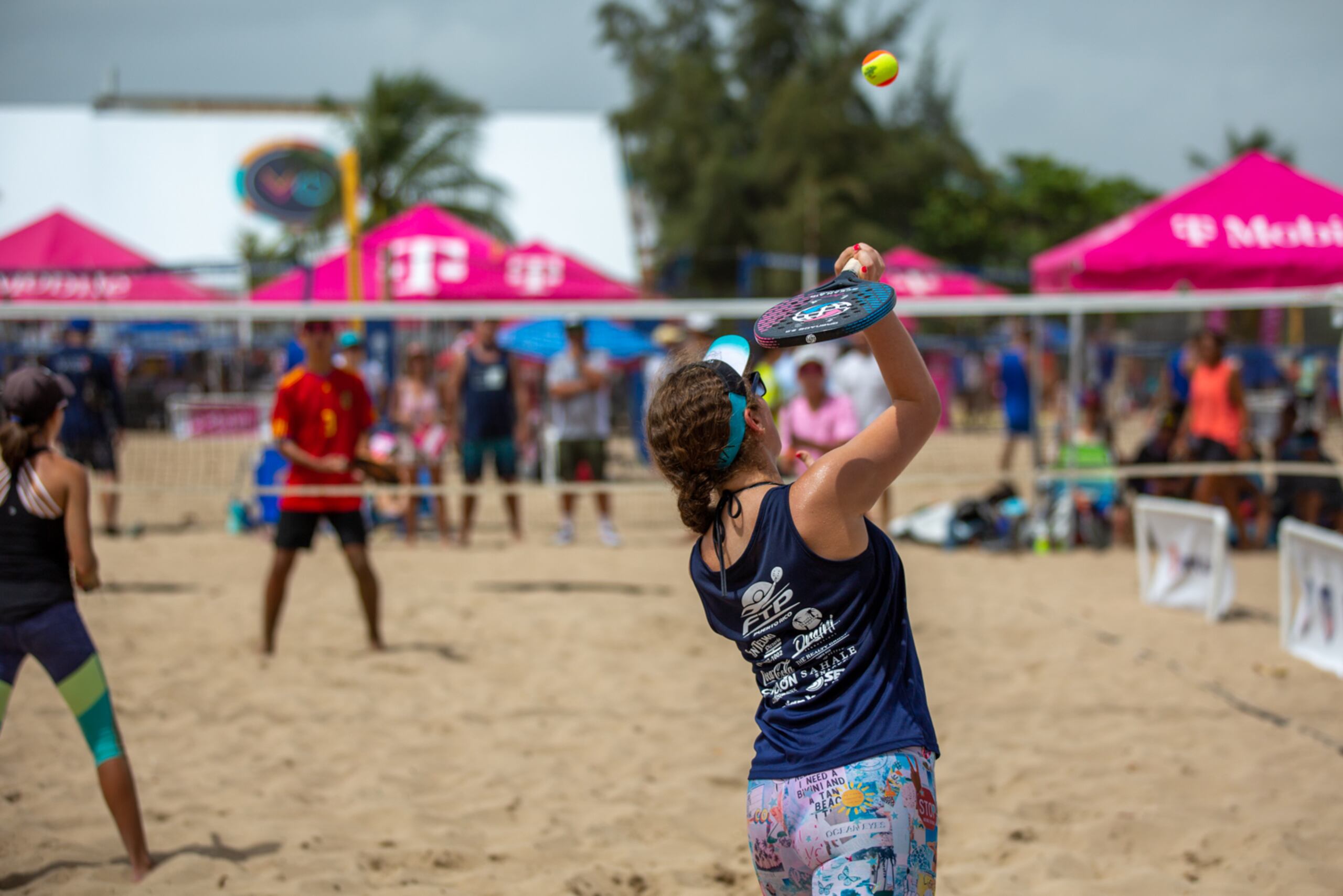 El tenis playero sigue ganando terreno entre los deportistas del País. (Suministrada/ COPUR) 