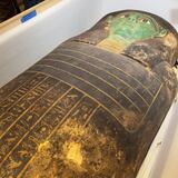 Devuelven a Egipto sarcófago saqueado hace años