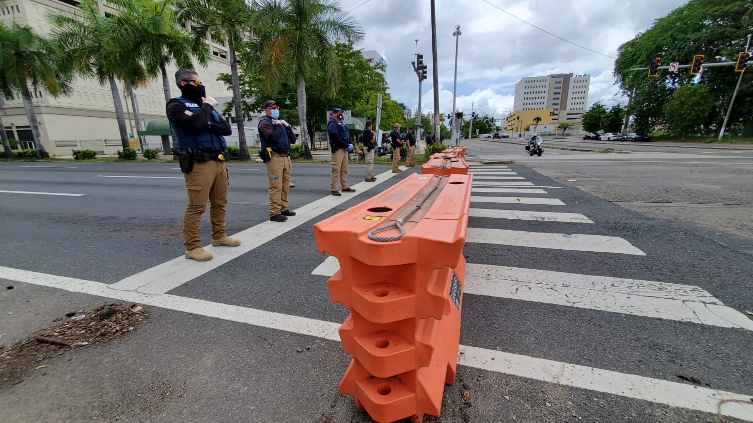 Los agentes de Patrullas de Carreteras estarán en las intersecciones claves para dirigir el tránsito y asegurar el movimiento vehicular.