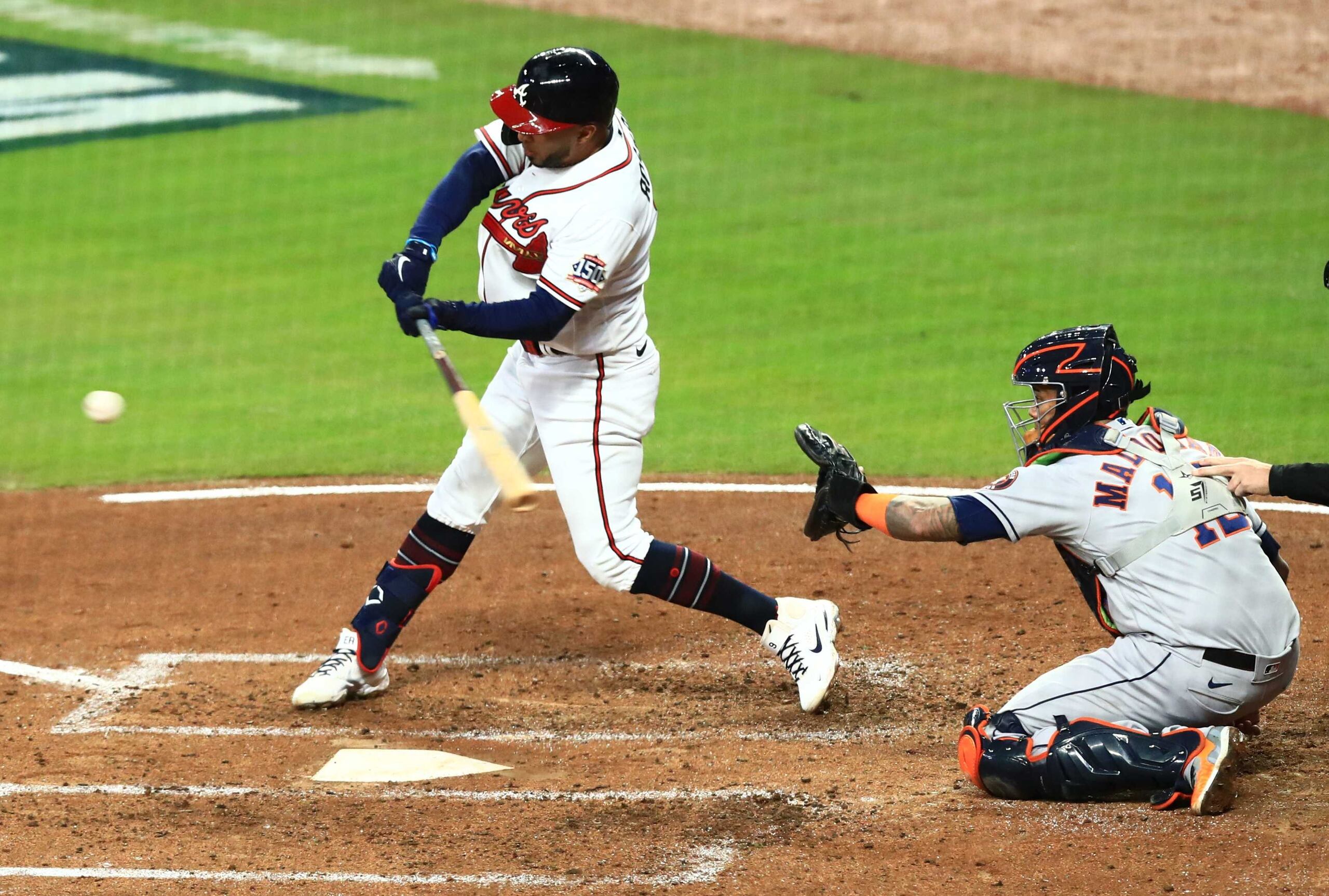 Eddie Rosario y los Braves se convertirían en campeones con una victoria esta  noche.