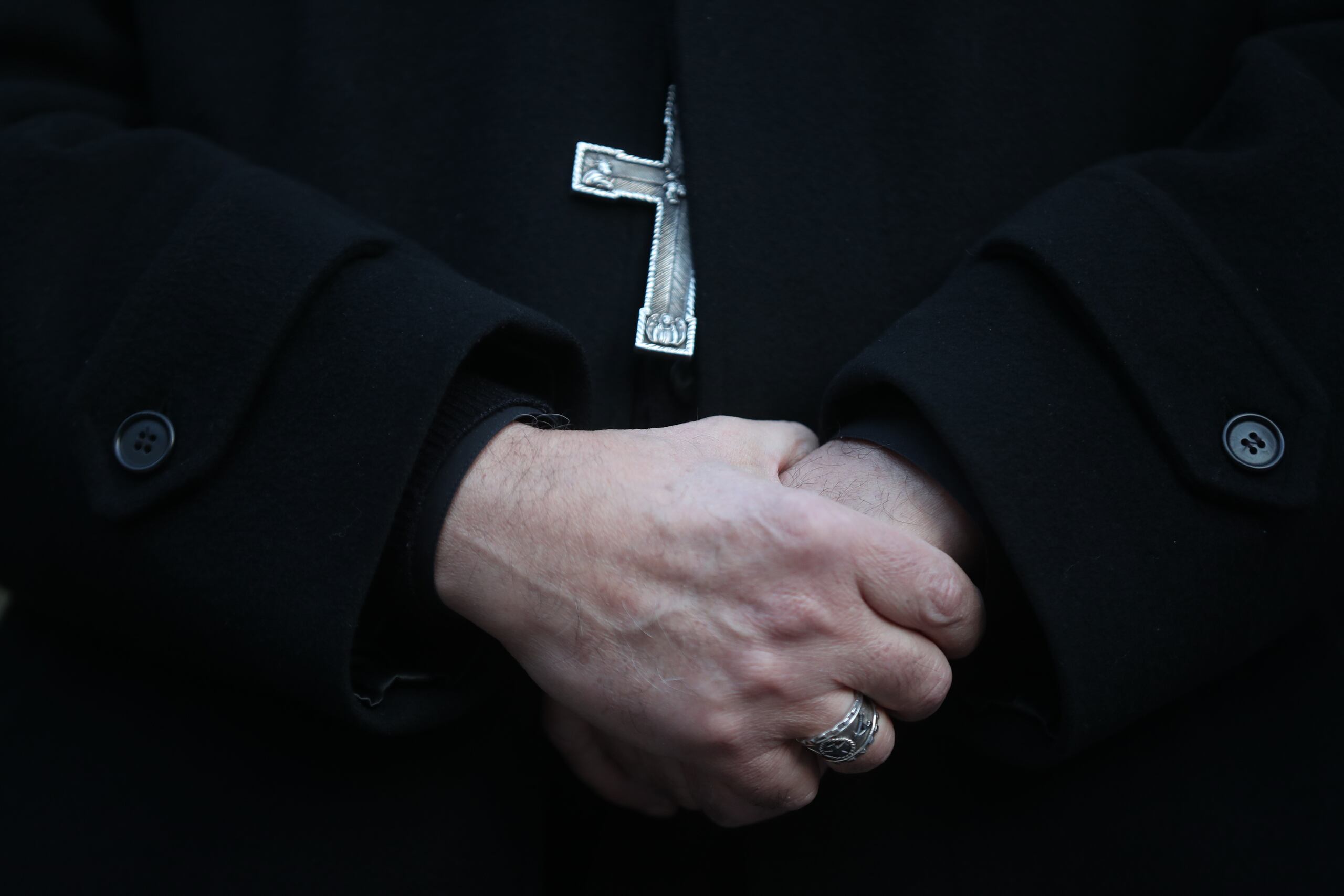 La arquidiócesis católica de Baltimore, en el oeste de Maryland, cuenta con unos 550 sacerdotes, 160 diáconos, 55 frailes y 803 religiosas, y administra cinco hospitales, una treintena de residencias para ancianos, 20 escuelas diocesanas, parroquiales y privadas, y cuatro universidades.