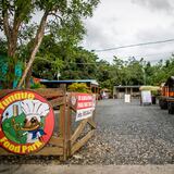 Un parque para comer, lavar el carro, cortarse el pelo y hasta comprar ropa