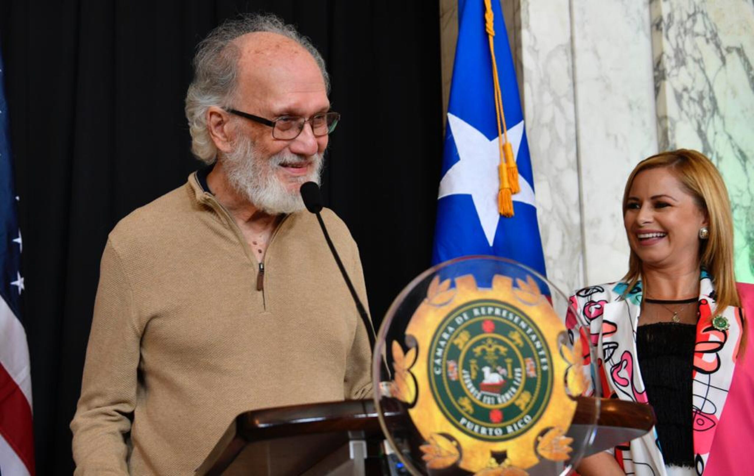 Durante la actividad, el cineasta Jacobo Morales expresó también que “el cine nuestro debe trascender también la brega inmediata en el país y el aspecto de la distribución también es importante”.