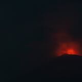 Suspenden vuelos en Ciudad de México por cenizas del volcán Popocatépetl 