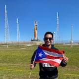 Exgimnasta boricua entre los ingenieros que laboran en la NASA con el proyecto Artemis I