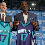 Michael Jordan contempla vender a los Hornets de Charlotte