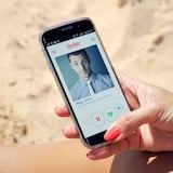 ¿Cuáles son las estafas más comunes en Tinder y otras apps de citas?