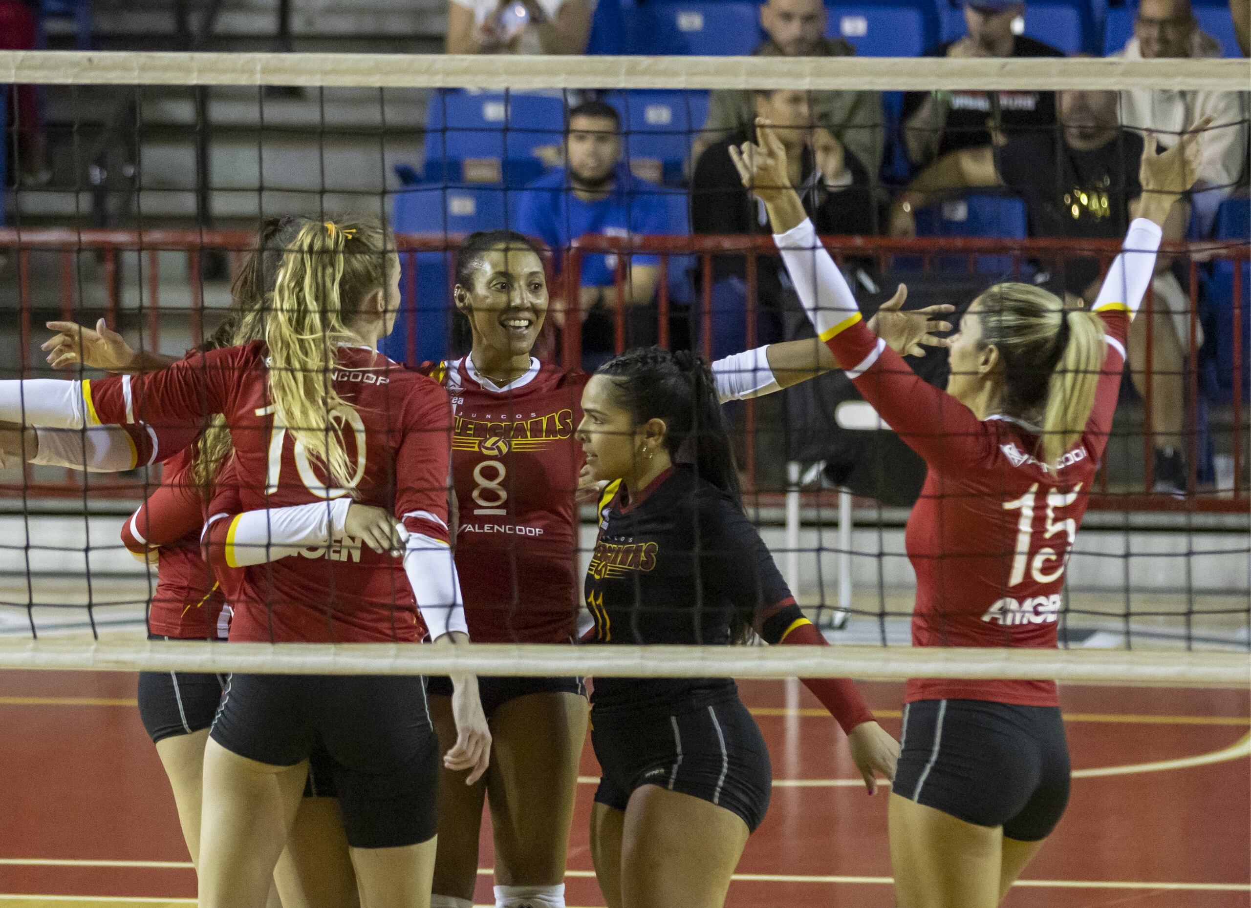 Las Valencianas superaron 62-38  a las Changas en ataques positivos este domingo.