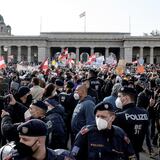 Protestas en Europa contra confinamientos