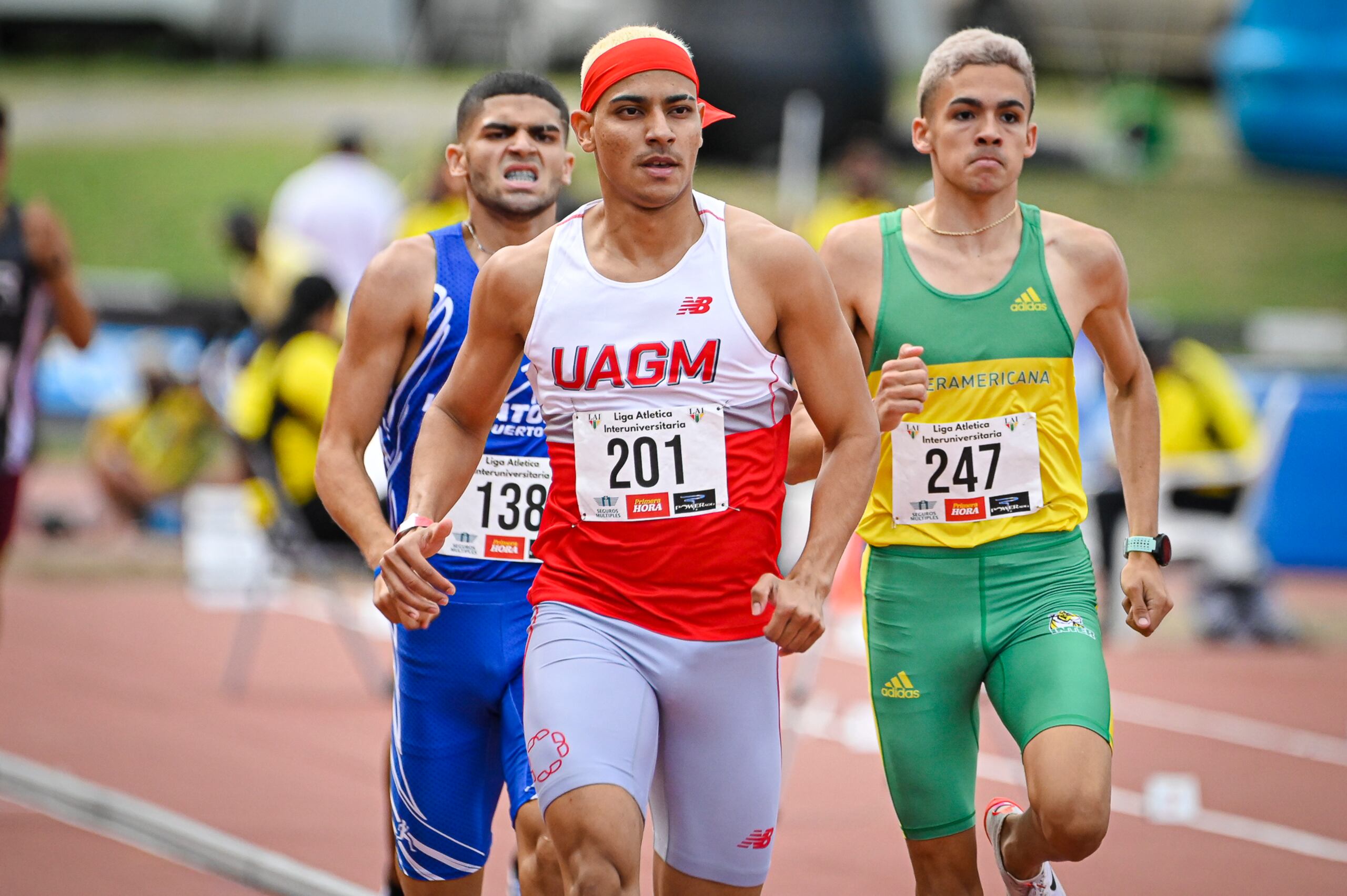 El atleta internacional, que corre por la Universidad Ana G. Méndez (UAGM), registró 1:53.41.