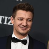 Jeremy Renner vuelve a caminar