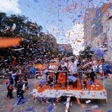 Los Astros celebran su campeonato con una gran desfile