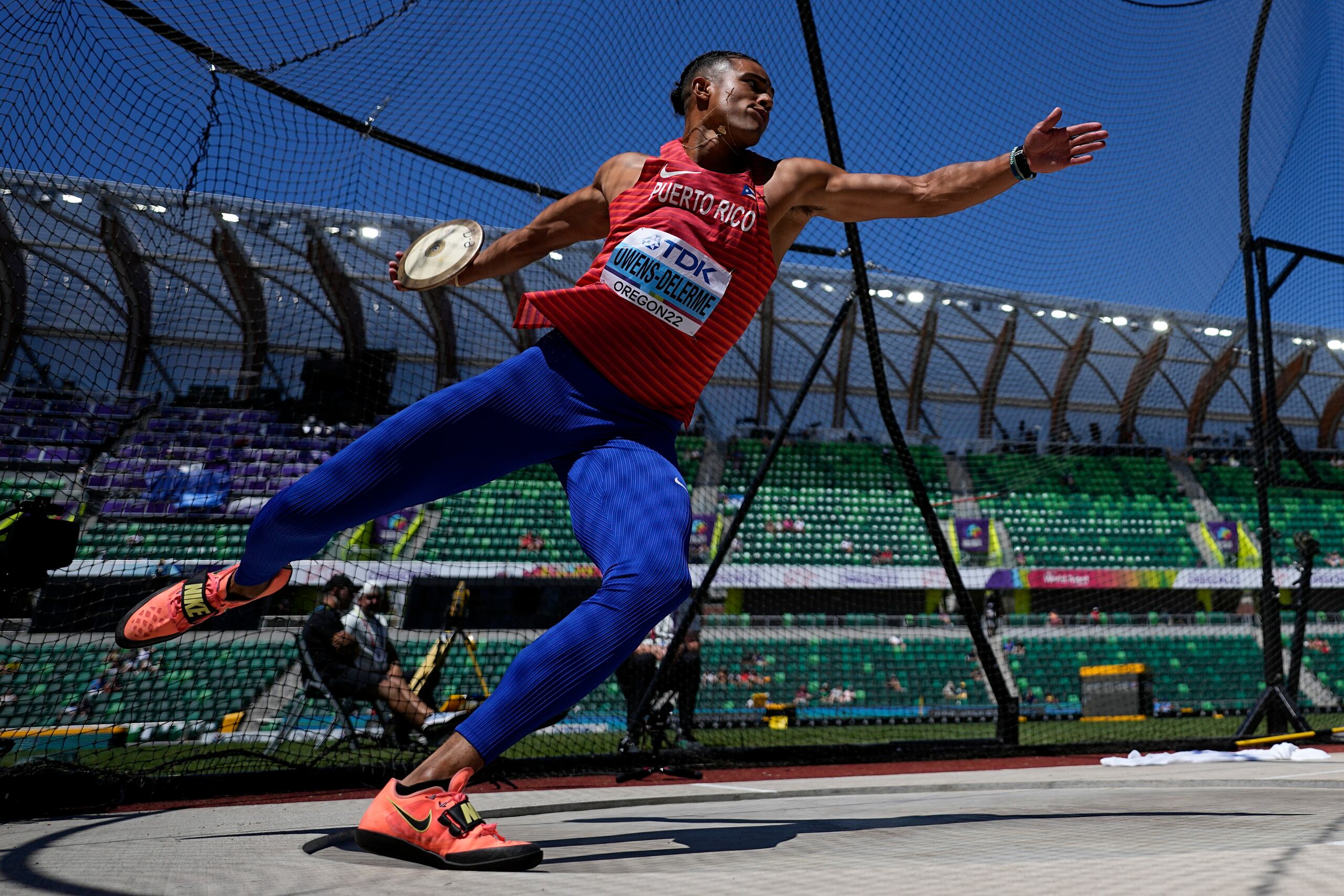 Ayden Owens Delerme nunca ha participado por Puerto Rico en unos Juegos Centroamericanos y del Caribe. Tampoco en unos Panamericanos.