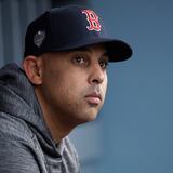 Alex Cora podría regresar a los Red Sox