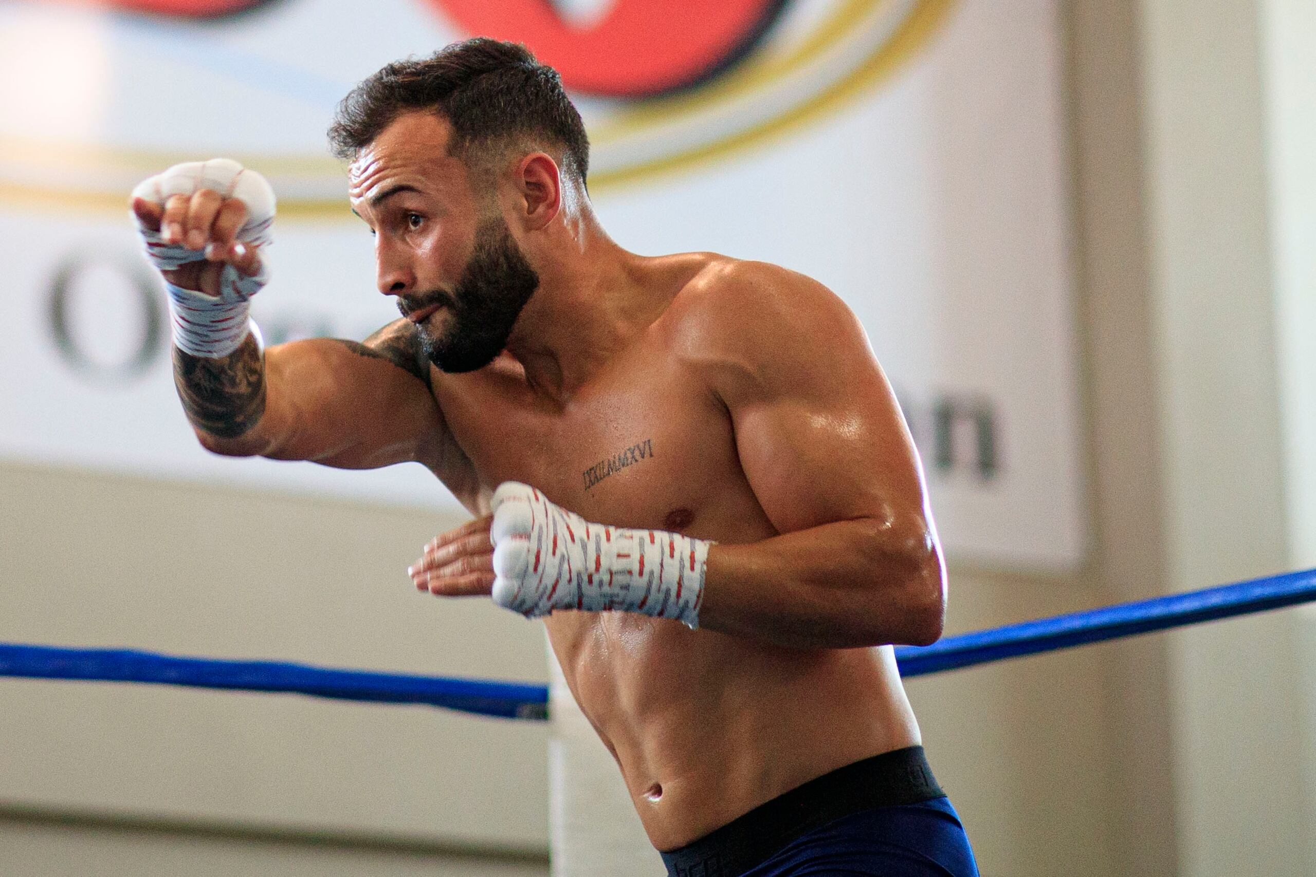 El boxeador Christopher "Pitufo" Díaz verá acción el 24 de abril.