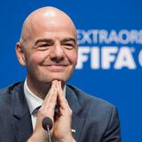 Gianni Infantino promete millones a las federaciones para que aprueben celebrar Copas Mundiales bienales