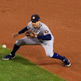 Carlos Correa dice que ganar el Guante de Oro este año sería algo de mucho valor para él