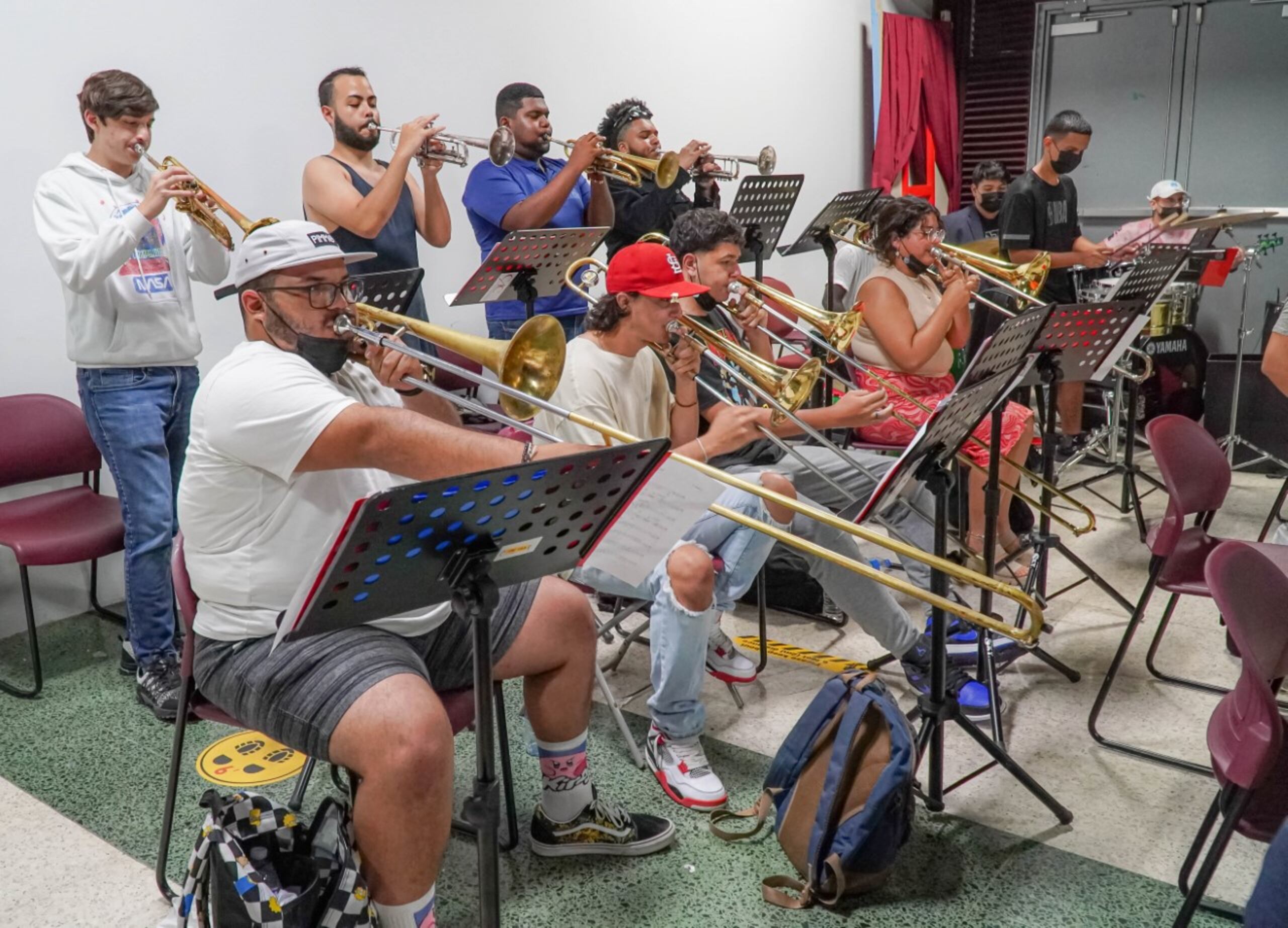 En los talleres se discutirán temas como improvisación y jazz, composición, producción y el negocio de la música.