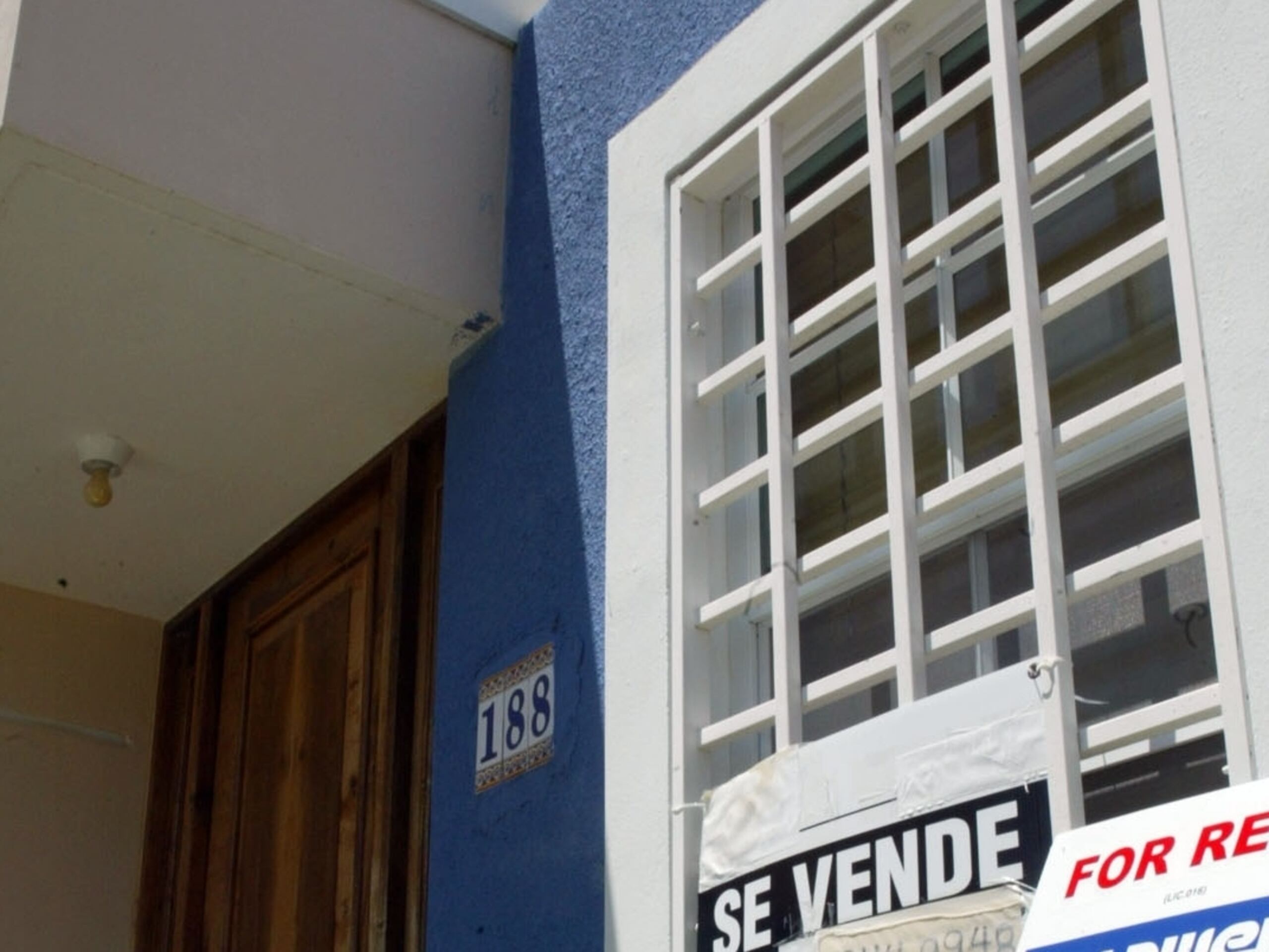 En la zona rural de Puerto Rico, gran parte de las propiedades están abandonadas u ocupadas, pero sin registrarse.