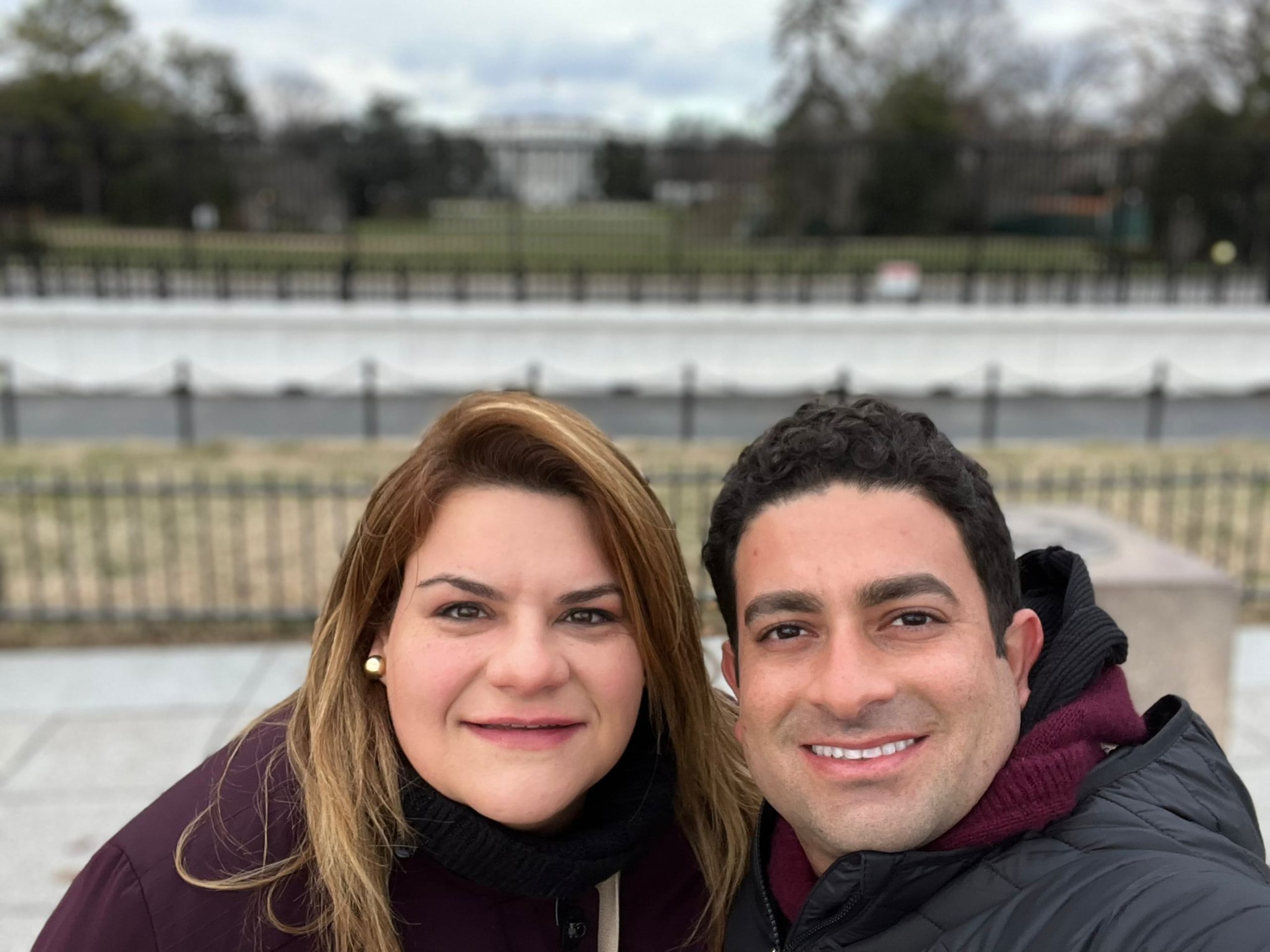 Encantada Jenniffer González de su noviazgo con José Yovin Vargas