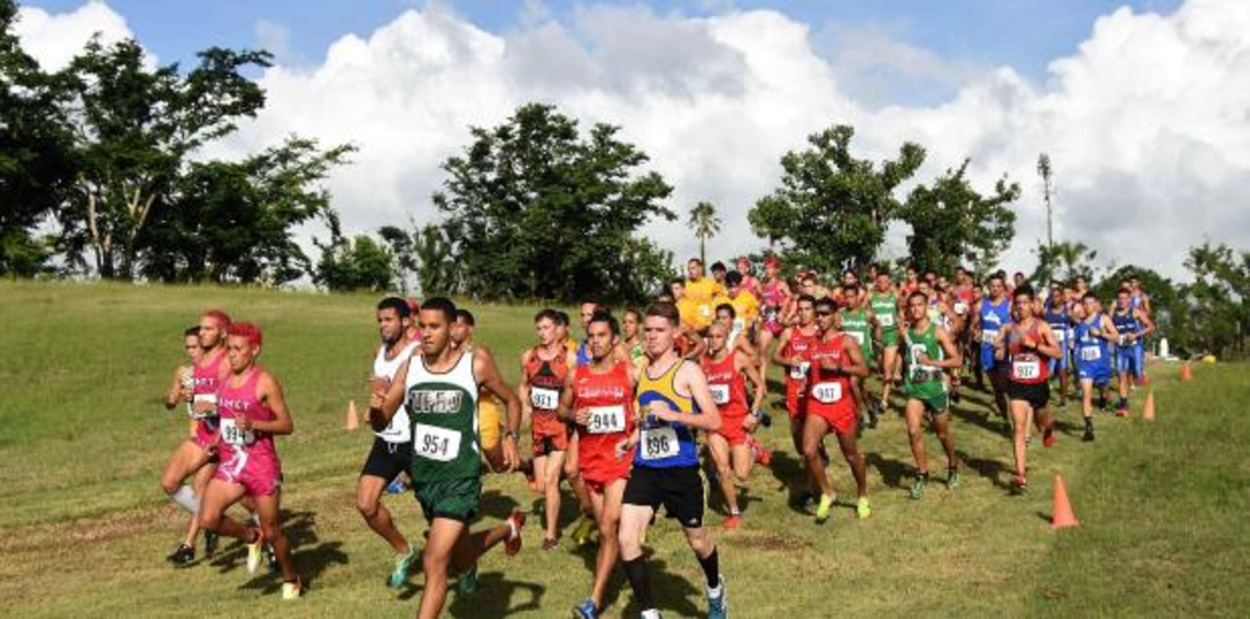 El campeonato de campo traviesa es uno de los 10 que se celebrarán en el primer semestre. Los otros son béisbol, fútbol, voleibol, tenis, halterofilia,  piscina corta, lucha, taekwondo, más deportes imperiales. (LAI / Archivo)