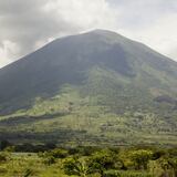 Alerta en El Salvador tras erupción de volcán