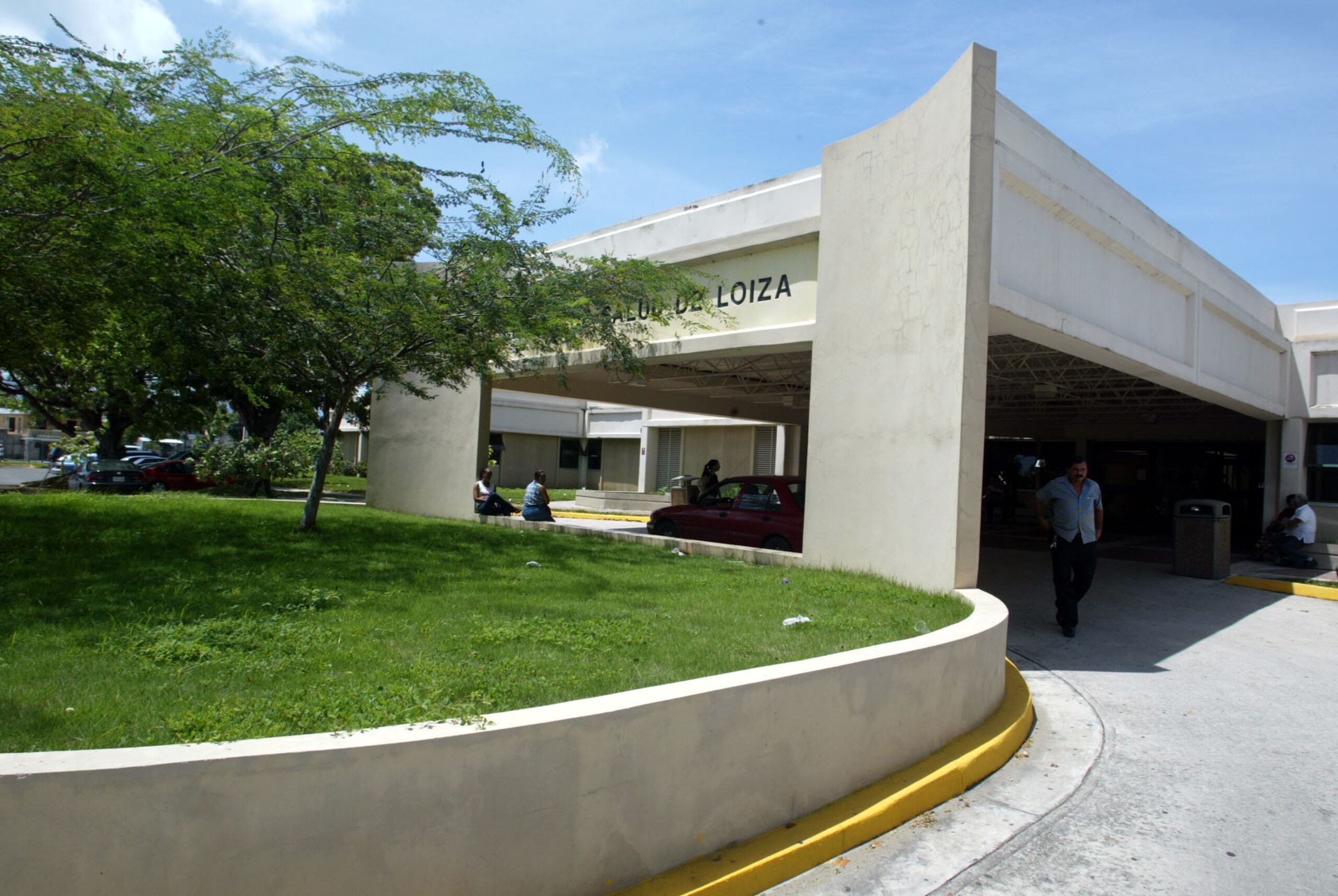 Entrada del Centro de Diagnóstico y Tratamiento de Loíza en una imagen de archivo.