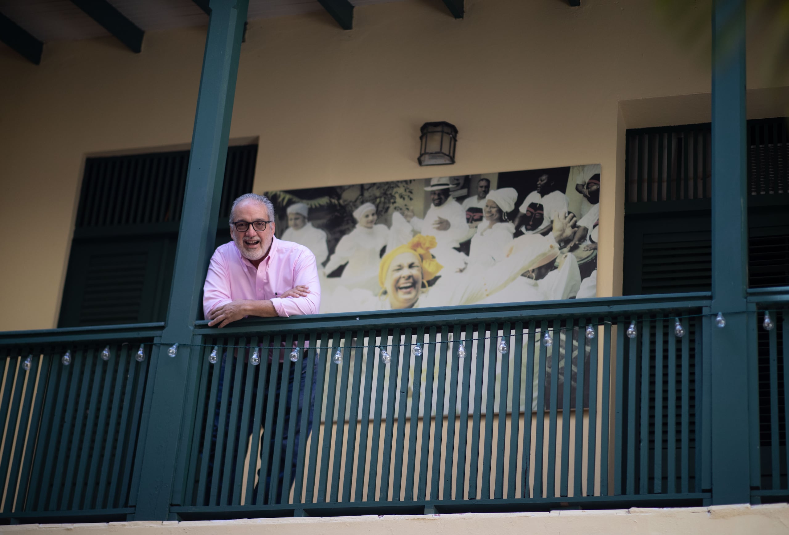 Habilitar una biblioteca, presentar la poesía negroide de Tite Curet Alonso y abrir el espacio al arte teatral son parte de las nuevas proyecciones de Javier Santiago, director ejecutivo.