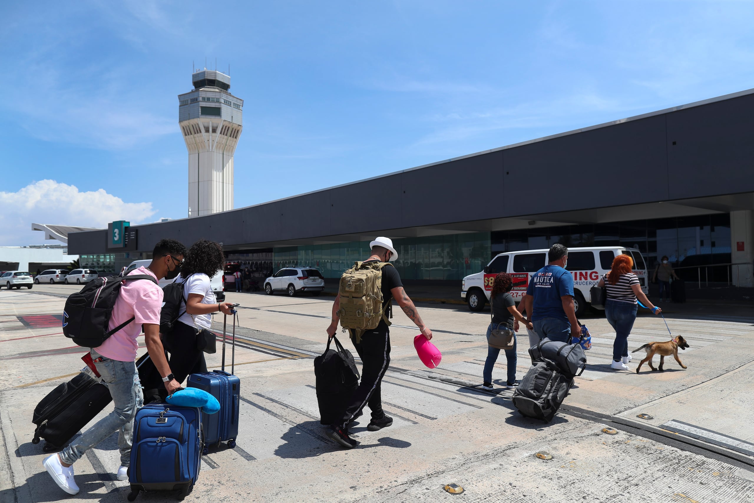 En estos días han surgido críticas en redes sociales sobre las condiciones del aeropuerto.