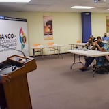 Pequeños comerciantes reciben mentoría del CCPA y del BDE