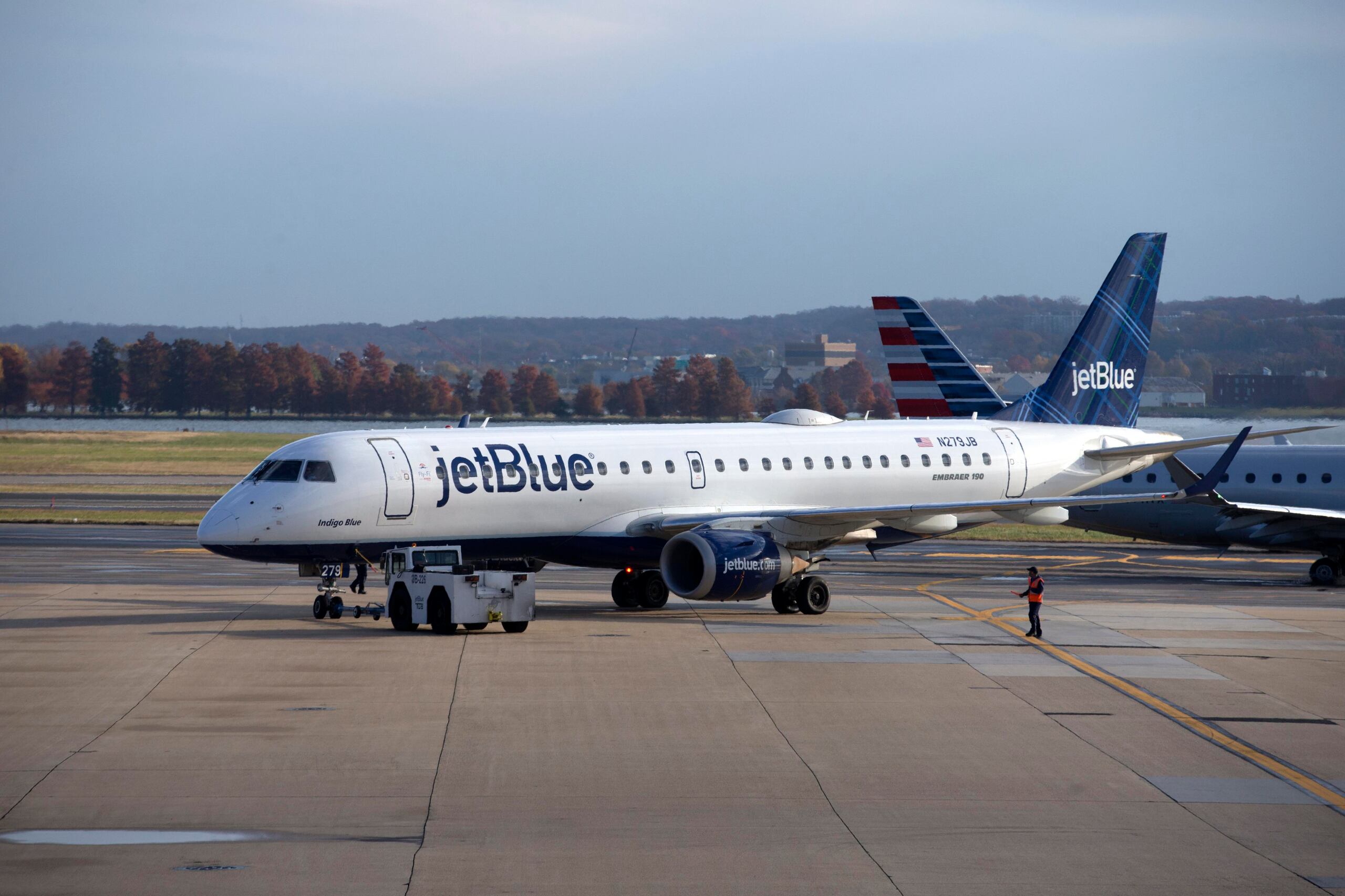 JetBlue asegura que su oferta es “claramente superior” y que el consejo de administración de Spirit la rechazó sin fundamentos y se negó a dialogar de manera constructiva. (EPA/MICHAEL REYNOLDS)