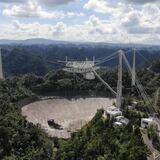 Desmantelarán el telescopio del Observatorio de Arecibo por riesgo de colapso