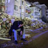 El saldo de muertes por los terremotos de febrero en Turquía supera los 50,000 