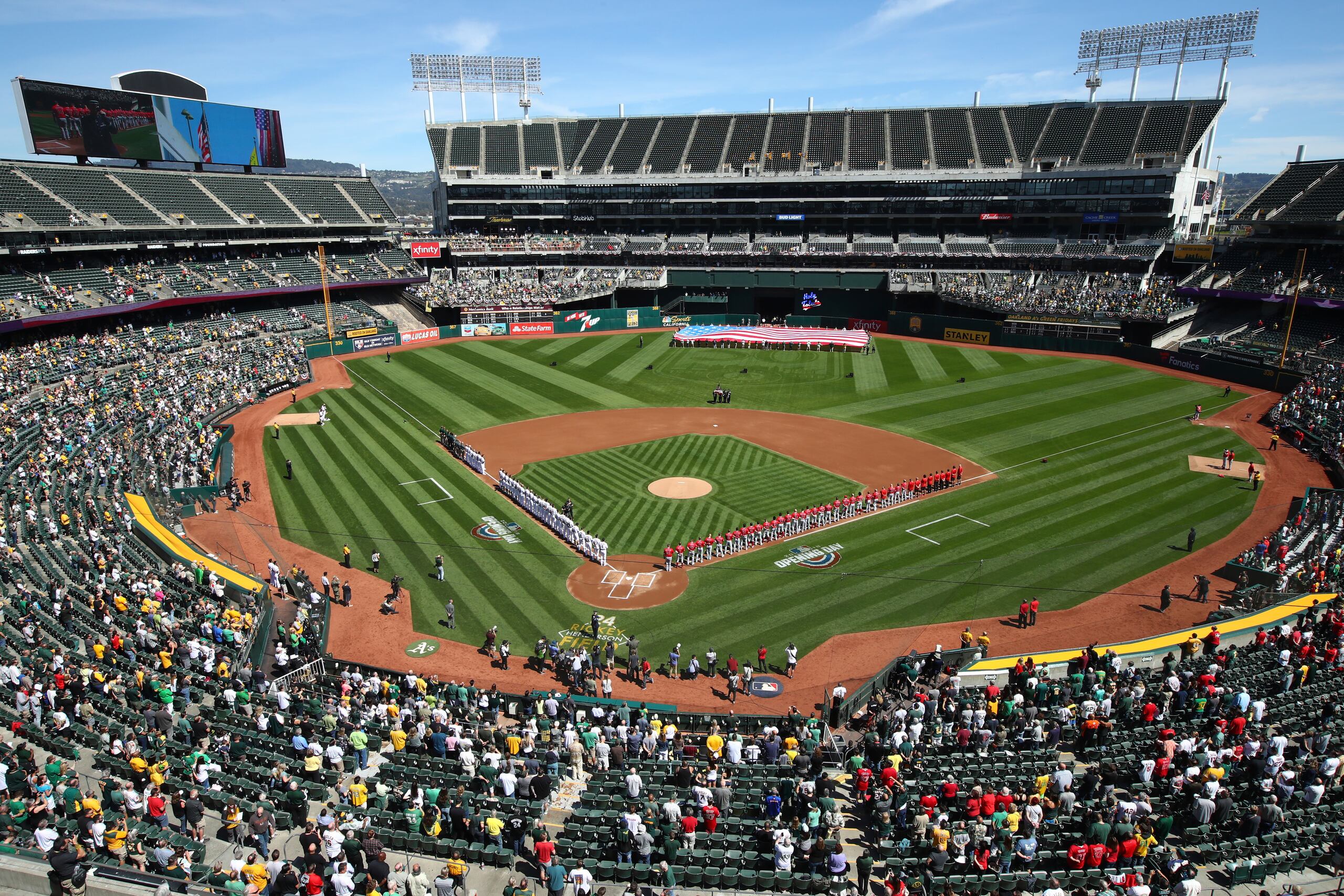 El Oakland Coliseum.