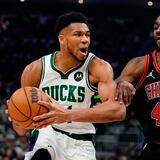 Giannis Antetokounmpo y los Bucks doman a los Bulls