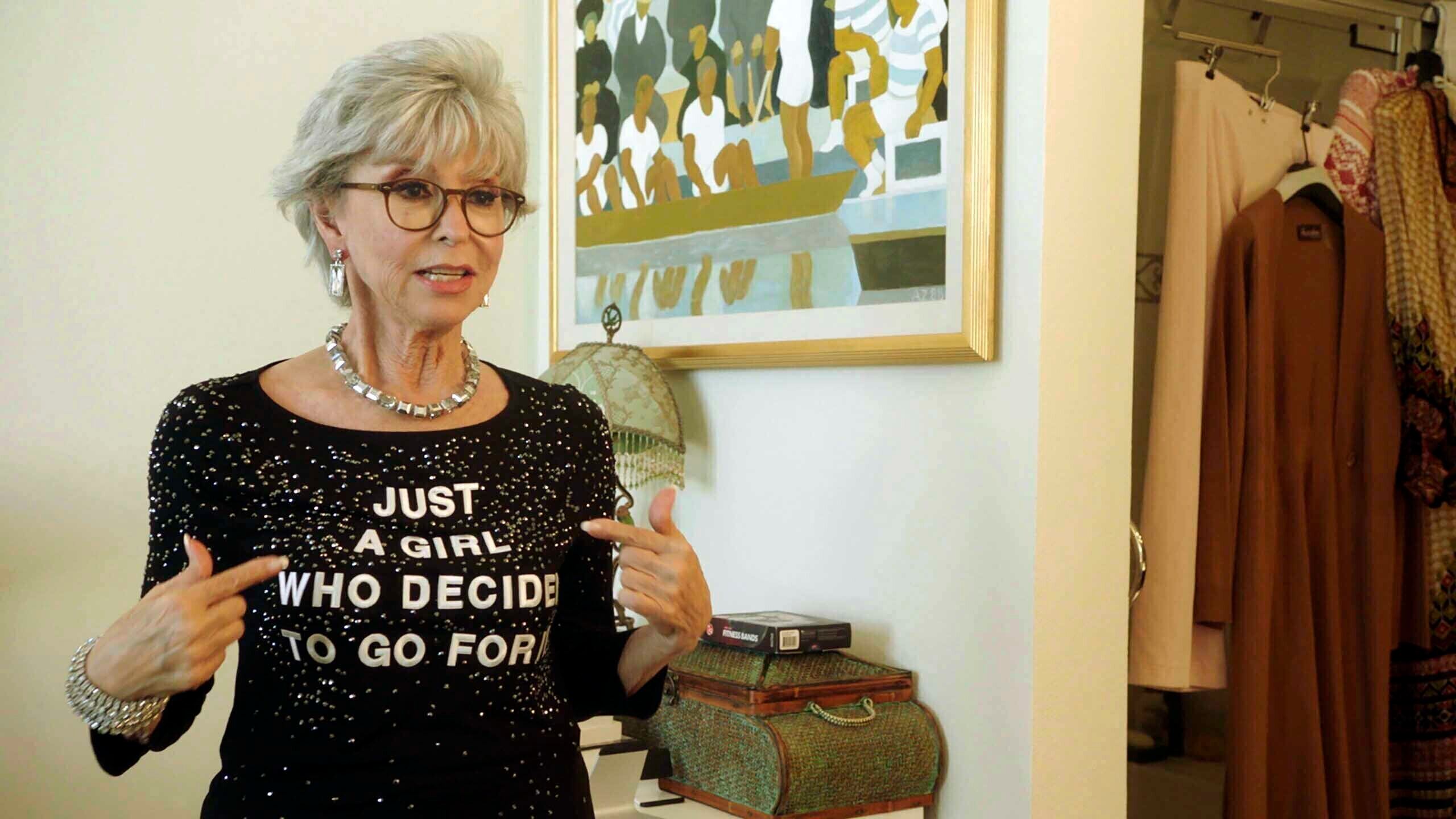 Rita Moreno en una escena del documental "Rita Moreno: Just a Girl Who Decided to Go For It", parte de la selección oficial del Festival de Cine de Sundance 2021.