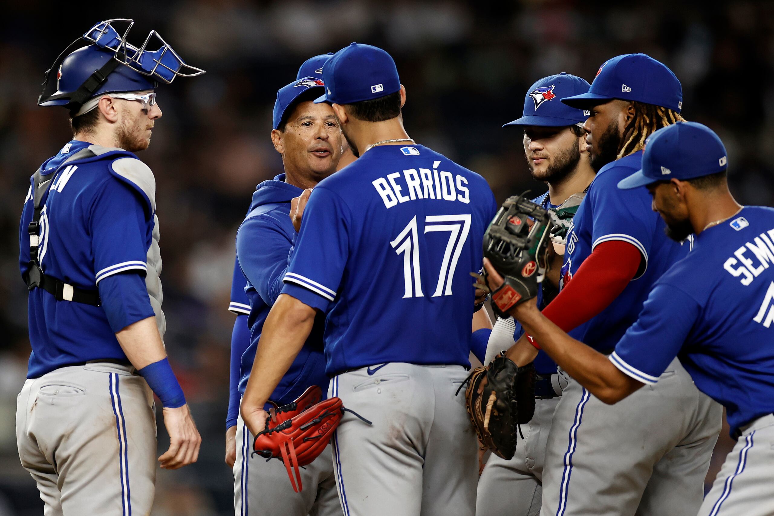 Uno de los equipos mas calientes en septiembre lo es el del los Blue Jays de Charlie Montoyo. Al jueves juegan para 16-5 en el mes y están a medio juego de desventaja de los Yankees por el segundo boleto de wild card.