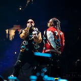 Jowell y Randy causan indignación por pedir a mujeres ver sus senos en concierto