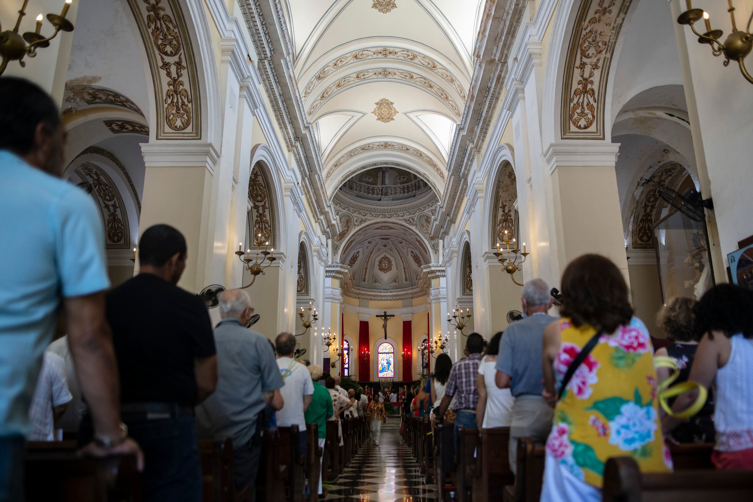 El recorrido incluye la Catedral del Viejo San Juan.