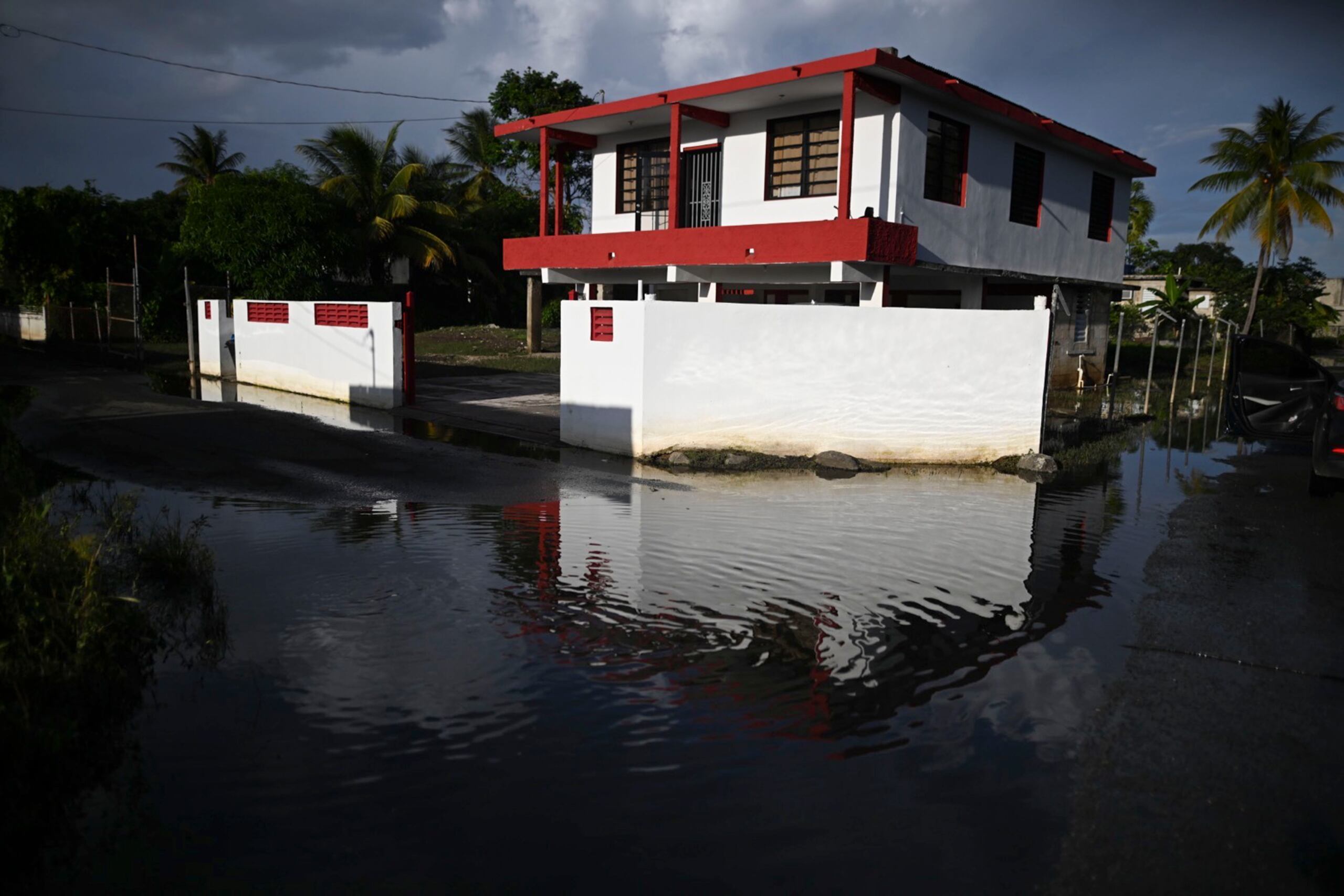 Residentes de todos los municipios de Puerto Rico tendrán acceso a la ayuda individual de $700 de FEMA.