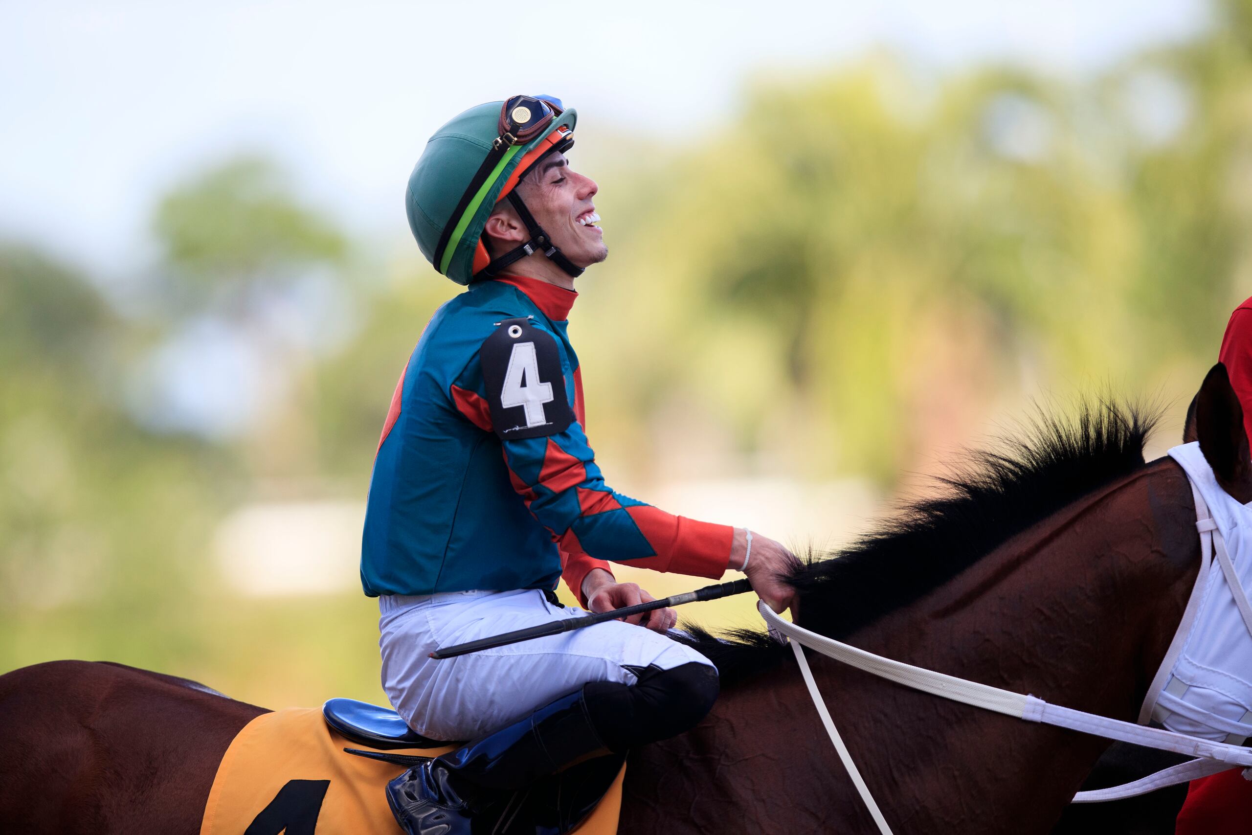 Irad Ortiz ganó un par de pruebas en el domingo de la Serie Hípica del Caribe y permaneció en Puerto Rico disfrutando Navidad en sus raíces.