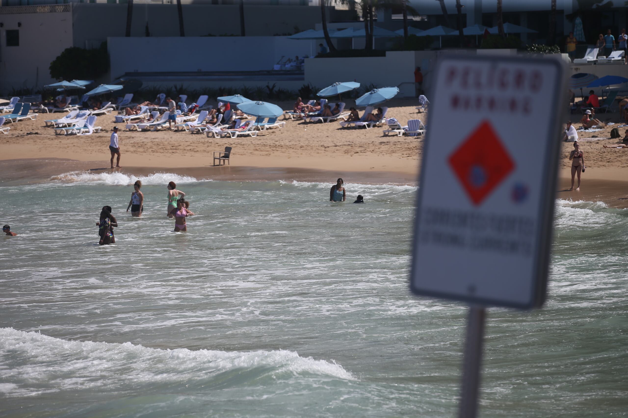 Aviso de corrientes marinas en las costas. (Archivo /alex.figueroa@gfrmedia.com)