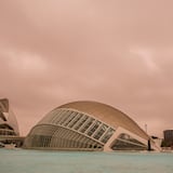 Polvo del Sahara tiñe de gris cielos en España