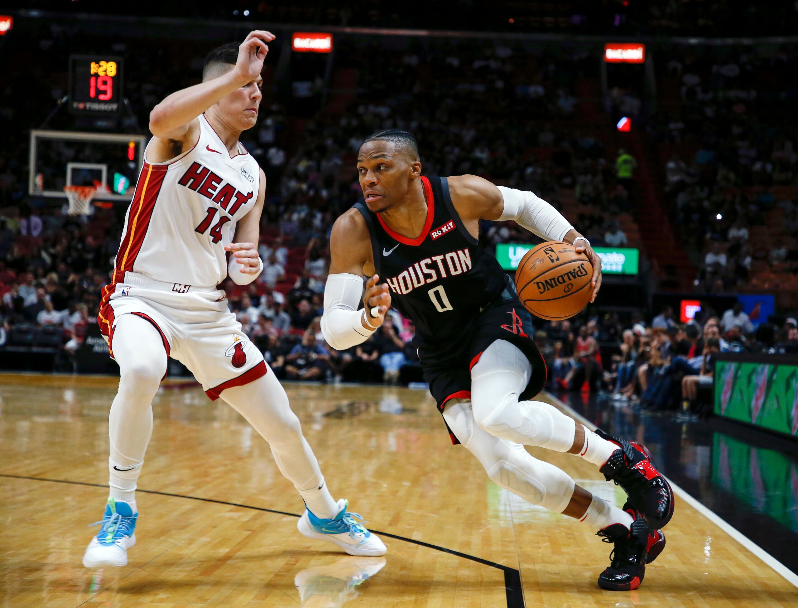 Russell Westbrook pasó solamente una temporada con los Rockets de Houston.