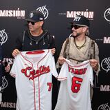 Wisin & Yandel siguen la fiebre de reguetón y béisbol como codueños de los Criollos