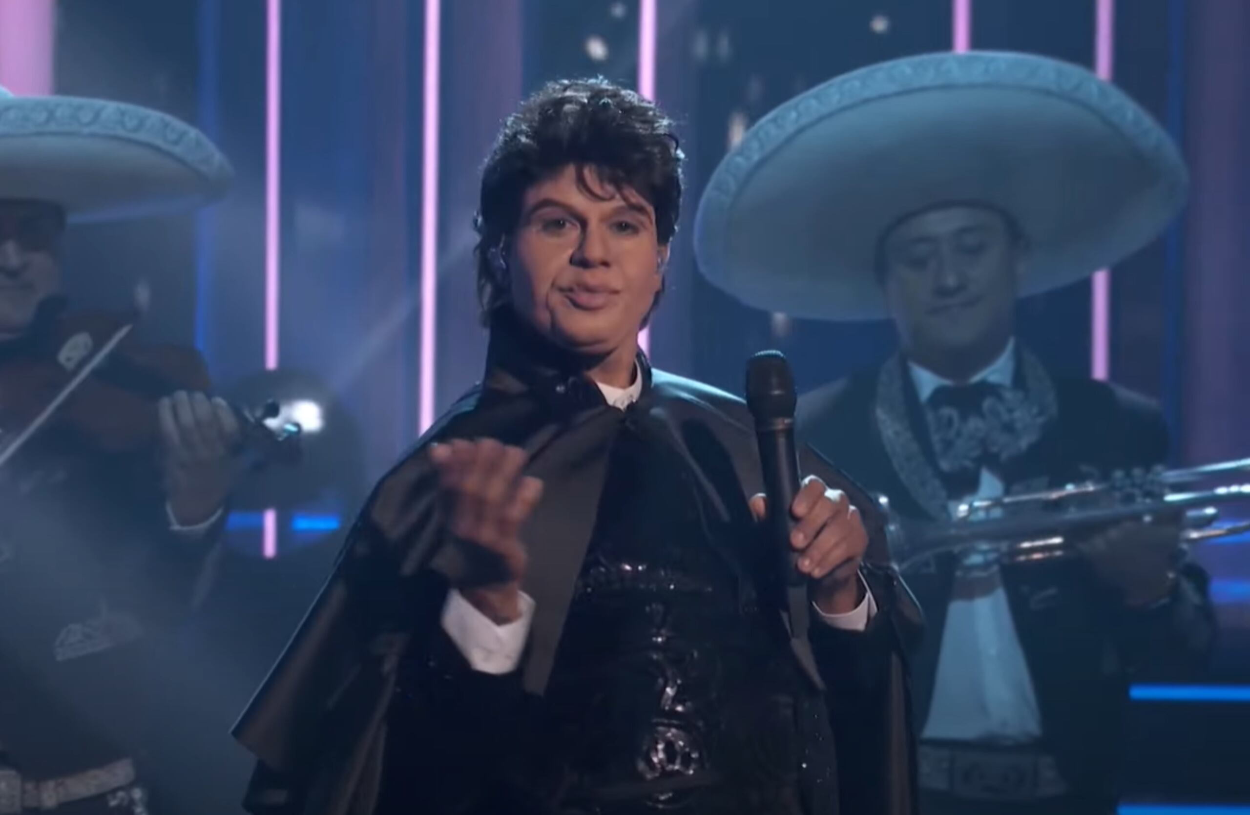 Michael Stuart imitó a Juan Gabriel en la final de "Tu cara me suena".