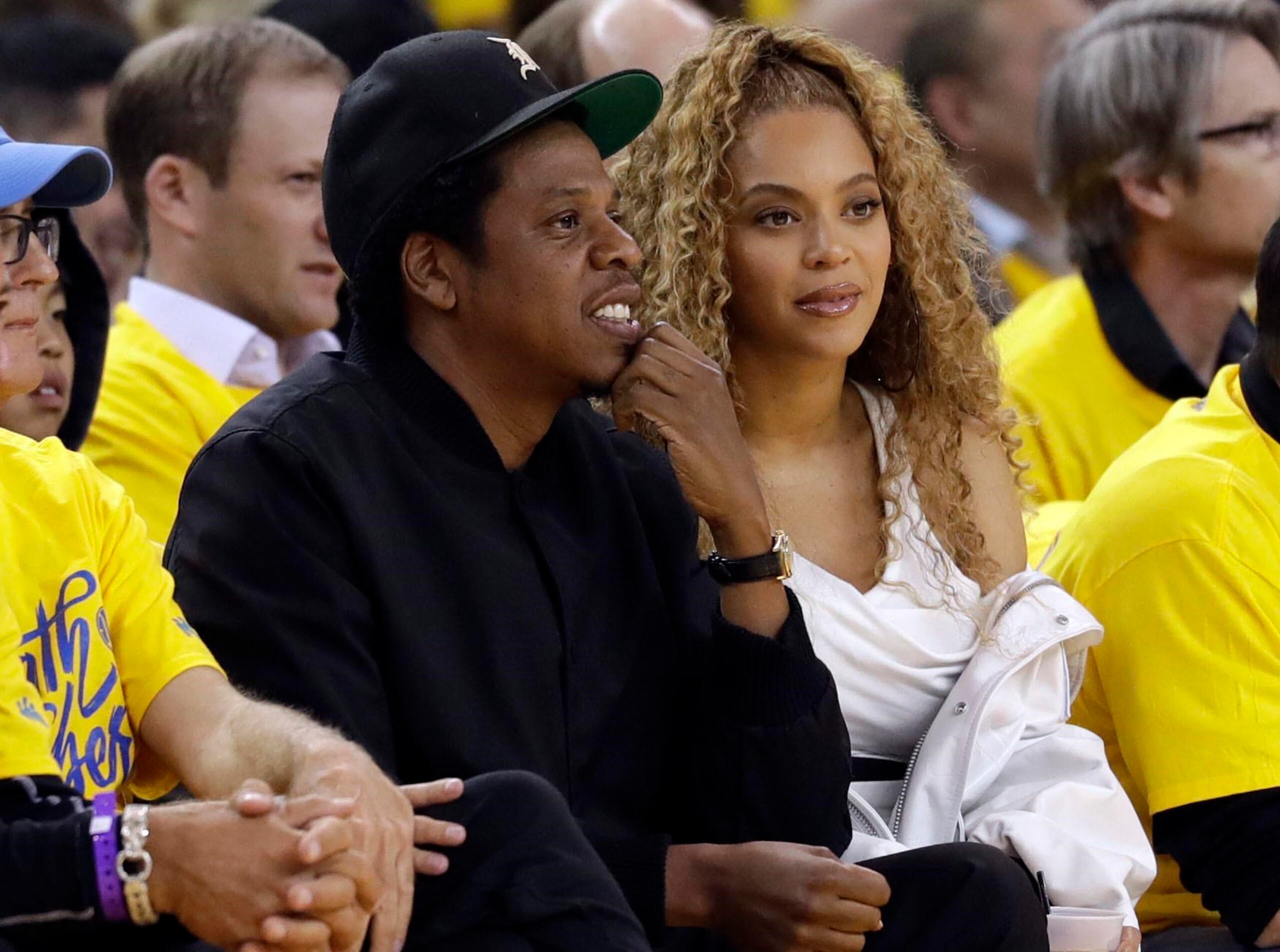 Pie de foto Jay-Z y Beyoncé realizan su gira "On the Run II". (AP)
