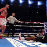 Tyson Fury deja a un lado el retiro para enfrentar a Derek Chisora