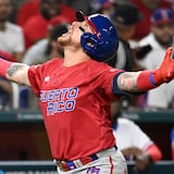 FOTOS: Así se vivió el juego entre #LosNuestros y Dominicana en el Clásico